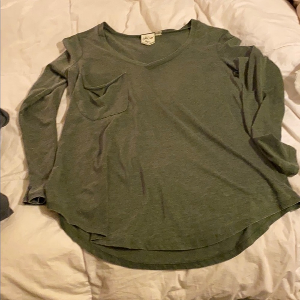 White crow green L/S